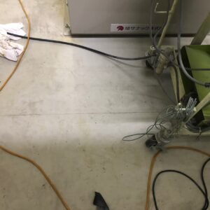 粉体塗装工場床面清掃作業2