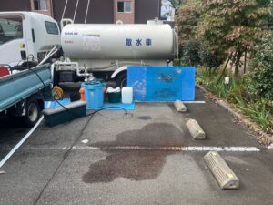 東京都福生市_駐車場アスファルト_エンジンオイル痕除去作業2