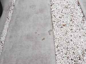 千葉市若葉区 オイル痕除去作業4