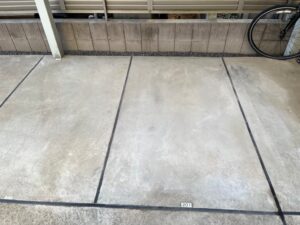 千葉県八千代市 オイル痕除去作業3