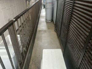 杉戸町アパート共用部洗浄作業2
